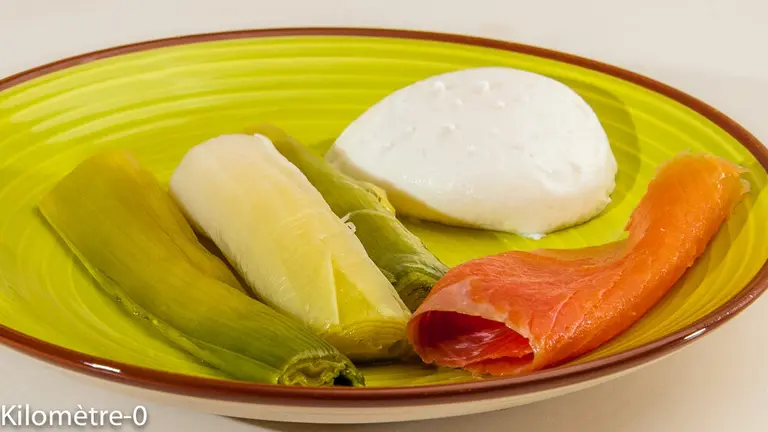 Salade de poireaux aux oeufs et à la truite fumée