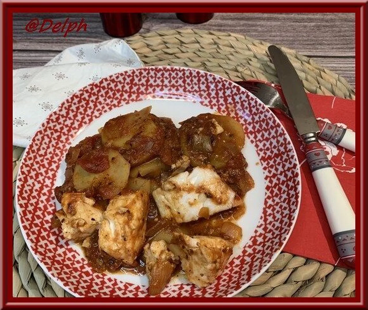 Cabillaud aux pommes de terre et sauce tomates