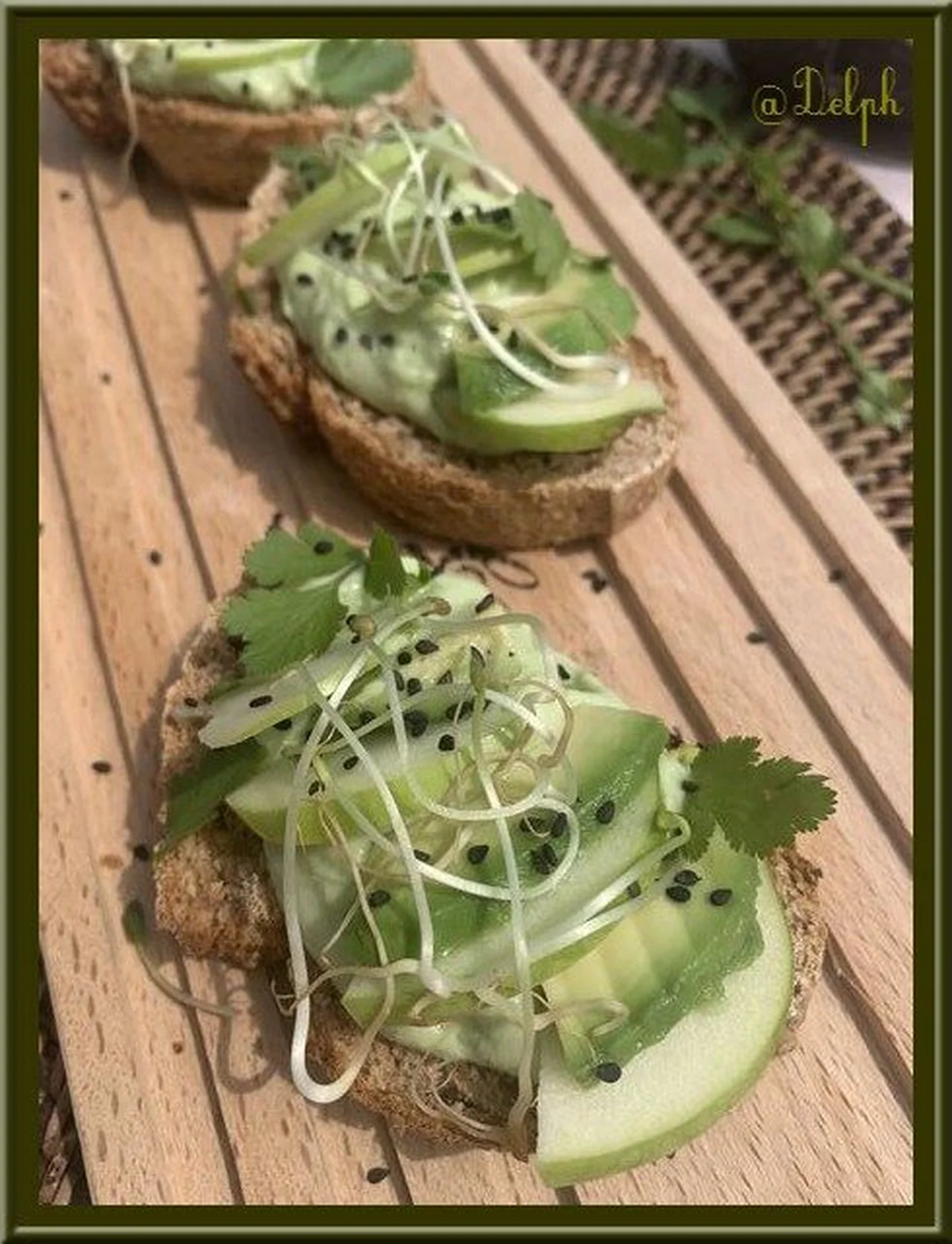 Toasts à l'avocat et pommes Granny