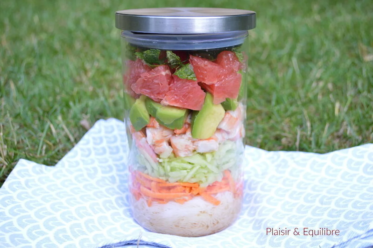 Salade fraîcheur en bocal d'inspiration thaïe