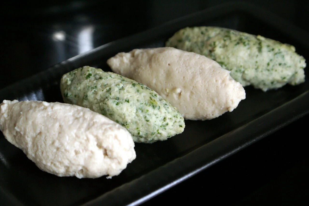 Former des quenelles à la cuiller