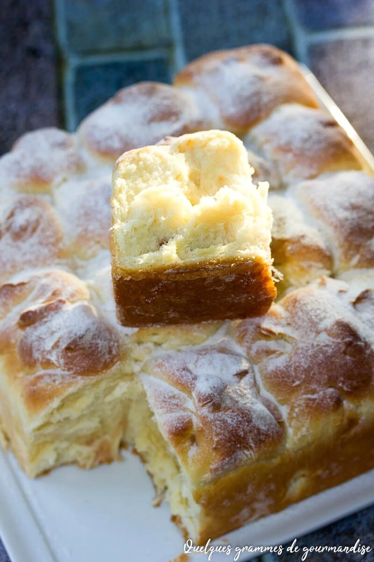 Buhteljni, brioche slovène