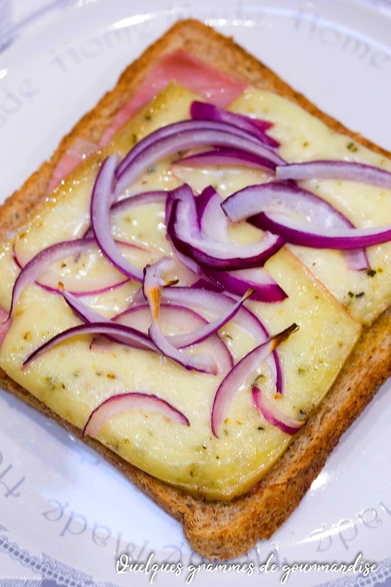 Croque-monsieur à la raclette