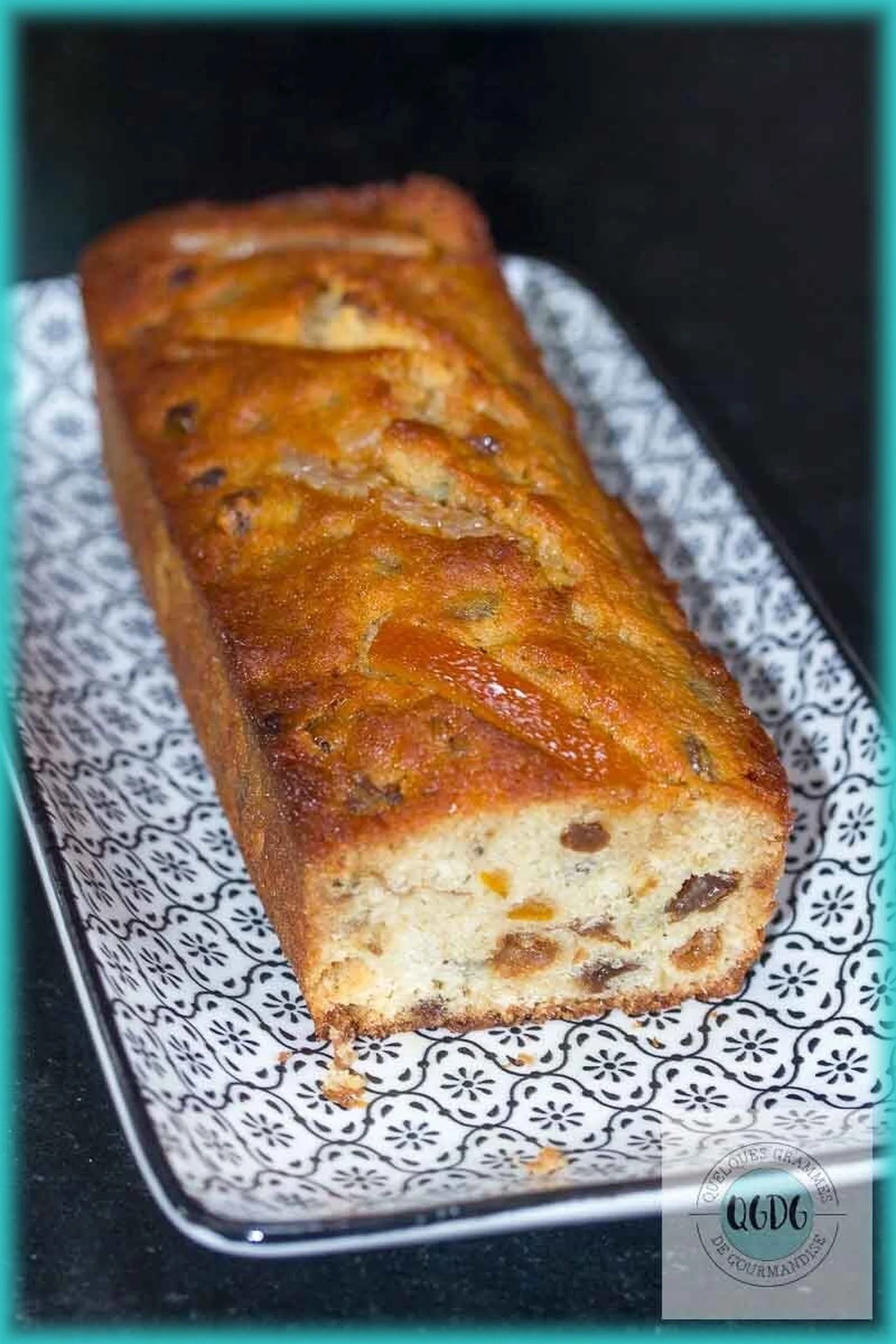 Plum cake rhum raisin