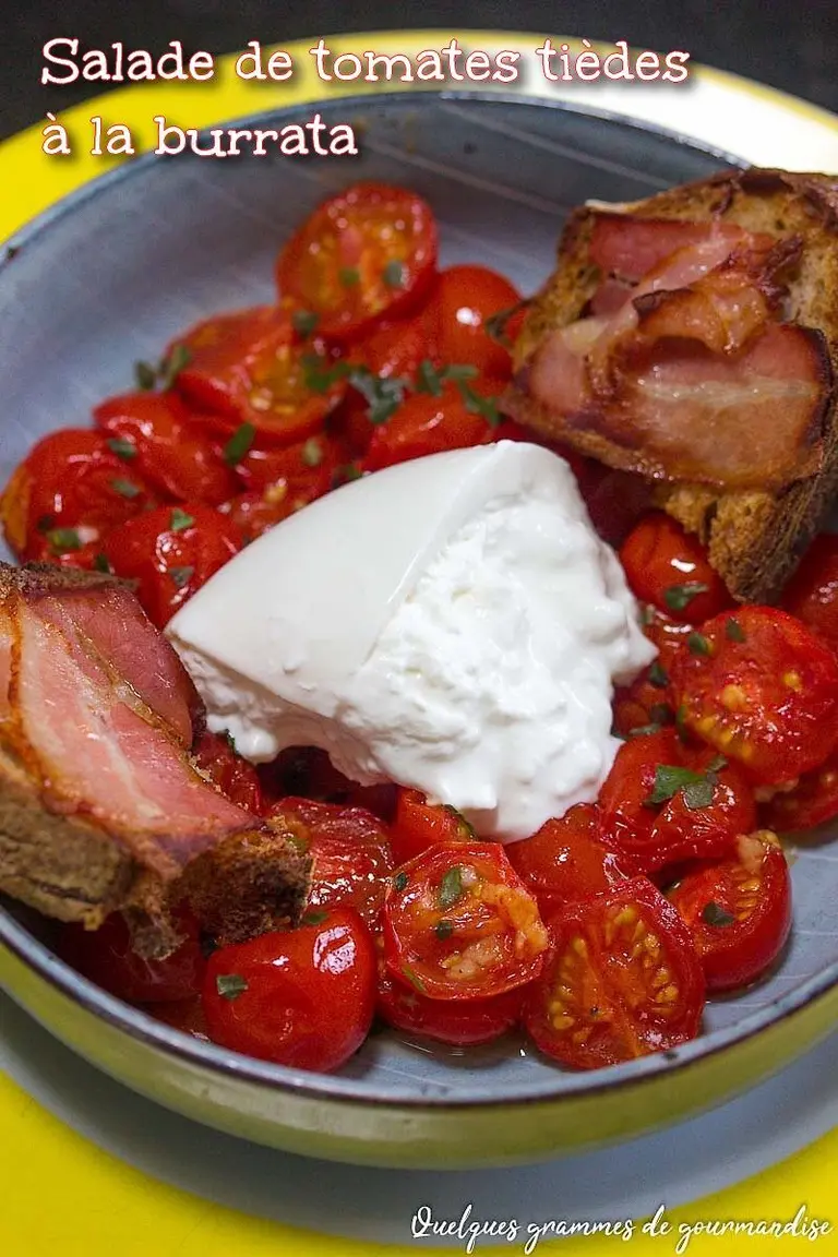 Salade tiède de tomates cerises à la burrata