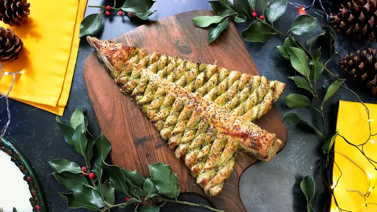 Sapin de noël pesto vert et tranches heura