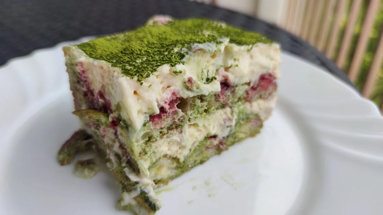 Tiramisu matcha framboise