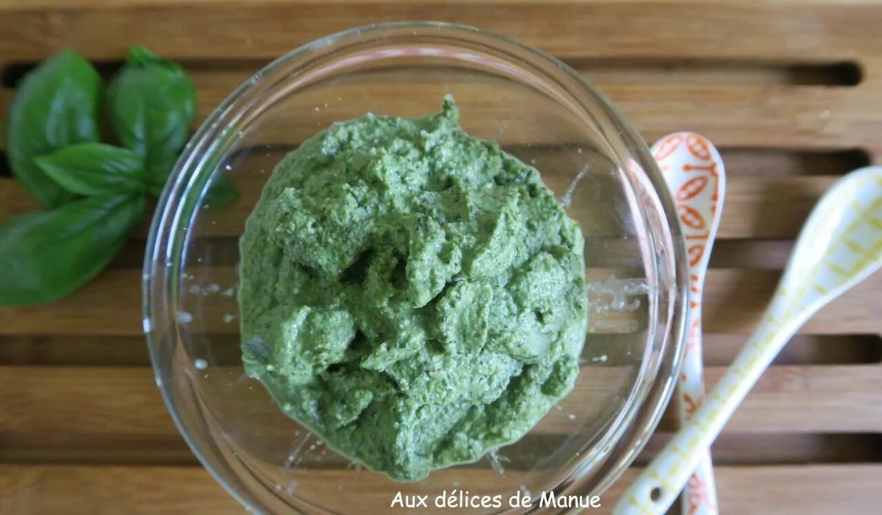Pesto de basilic aux noix sans huile