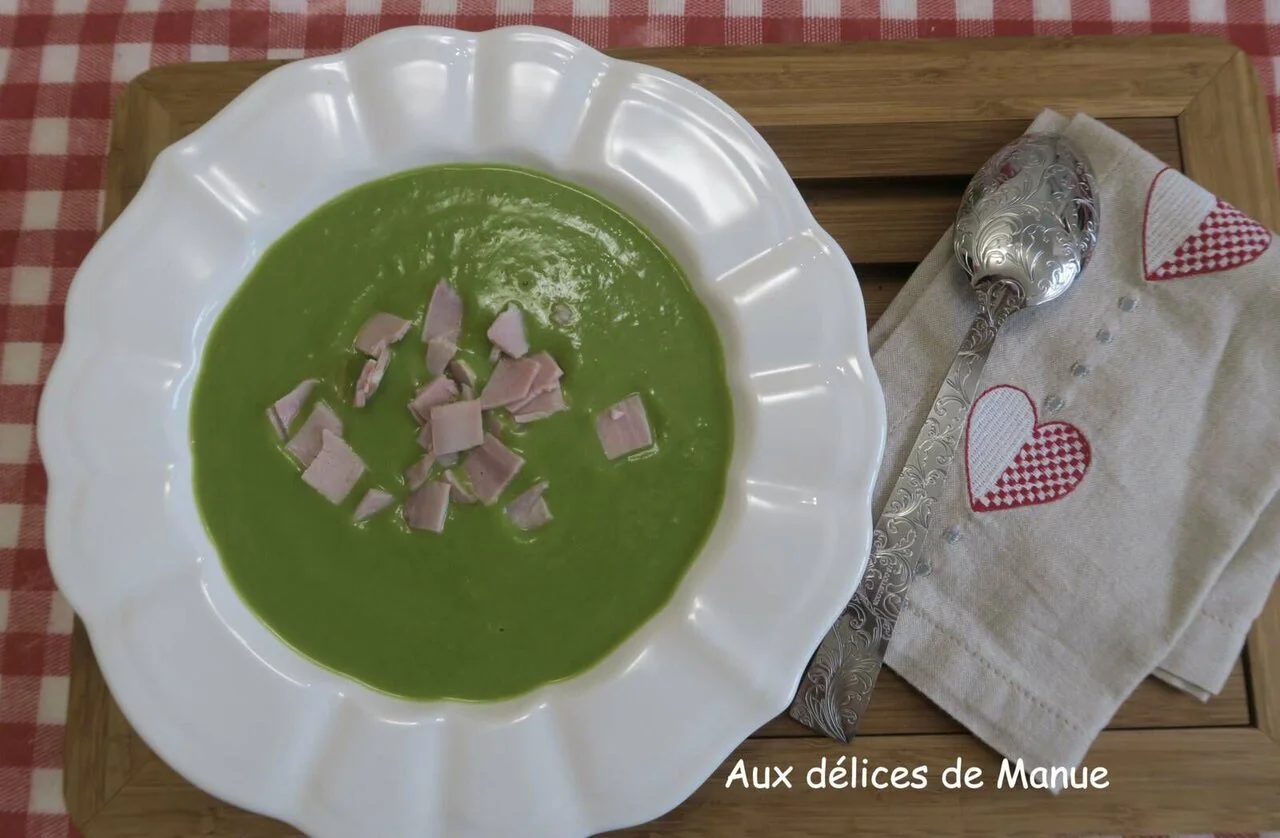 Velouté de petits pois au jambon