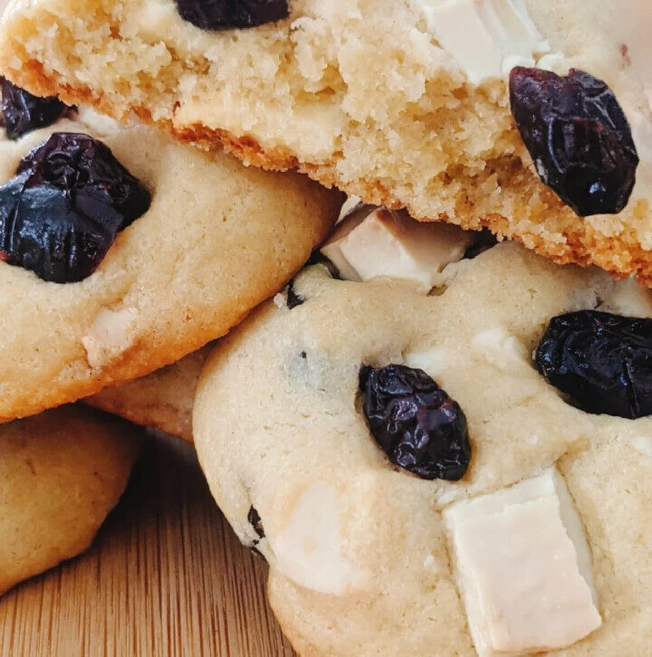 Cookies chocolat blanc et cranberries