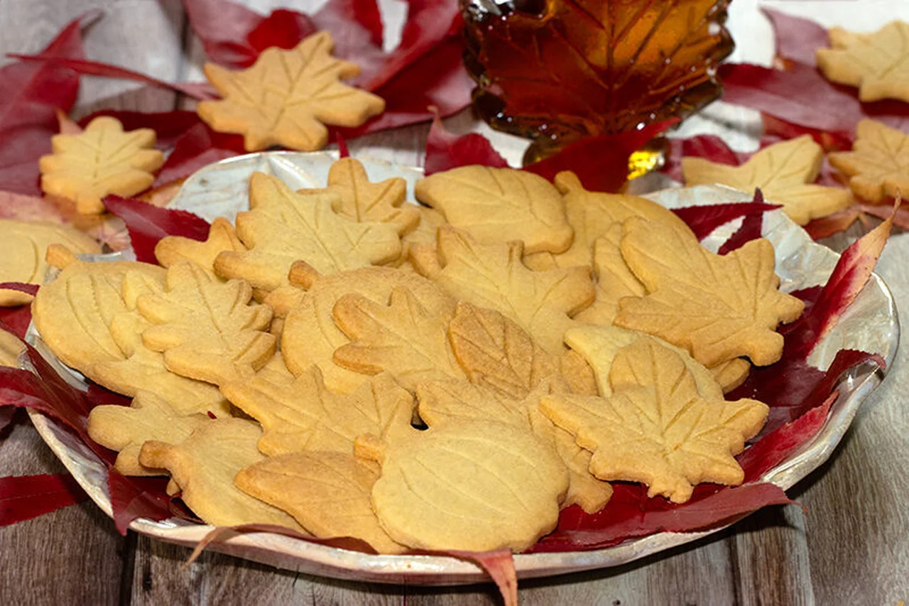 Sablés feuilles d'automne au sirop d'érable