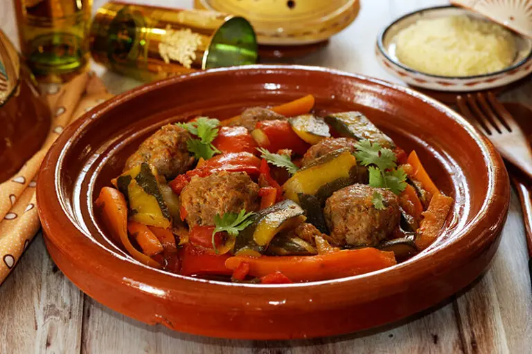 Tajine de boulettes d'agneau