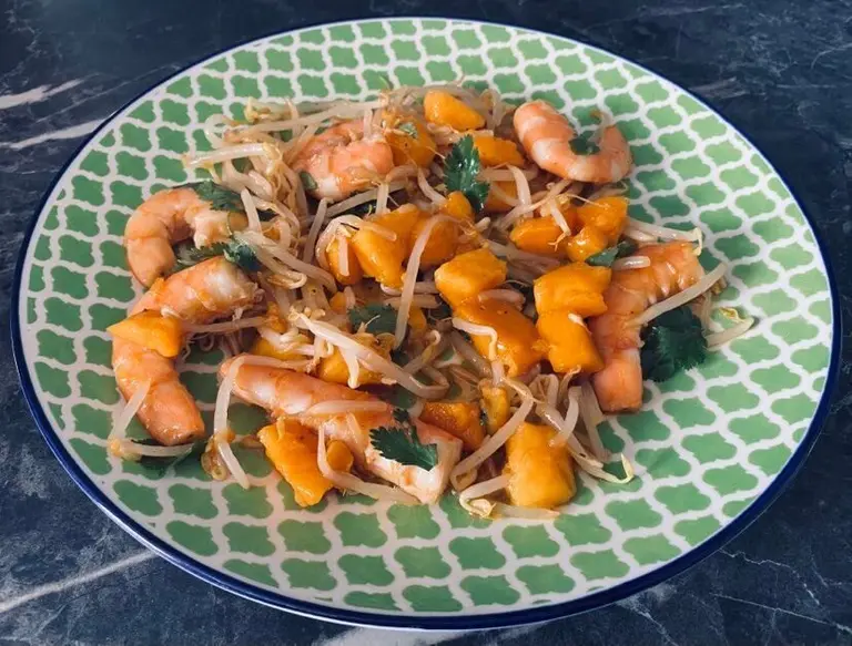 Salade thaï de crevette à la mangue