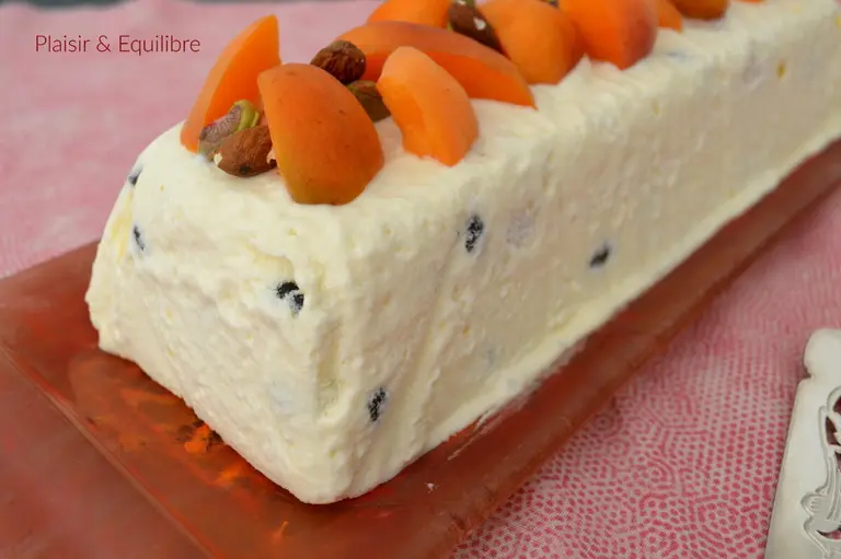 Semifreddo ricotta, abricots et amande amère