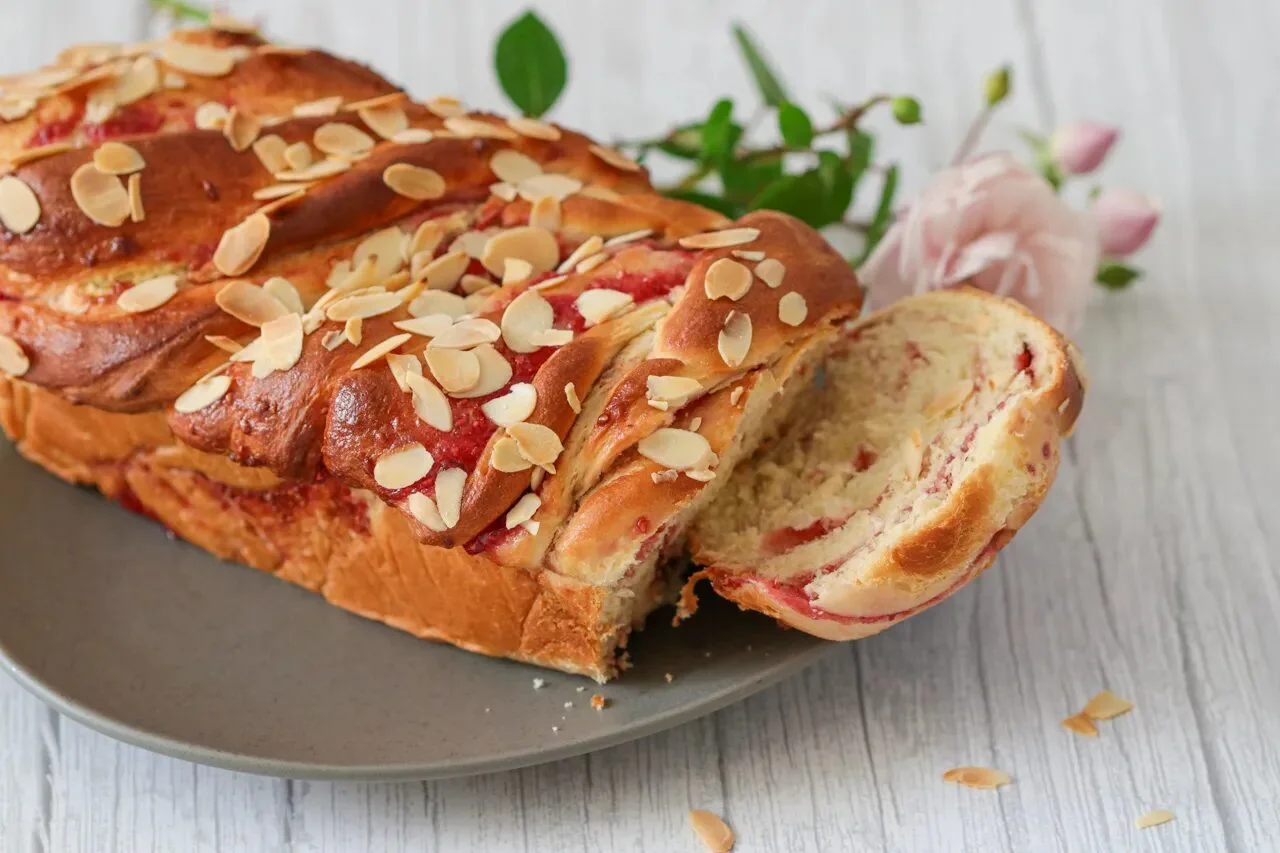 Brioche moelleuse à la framboise