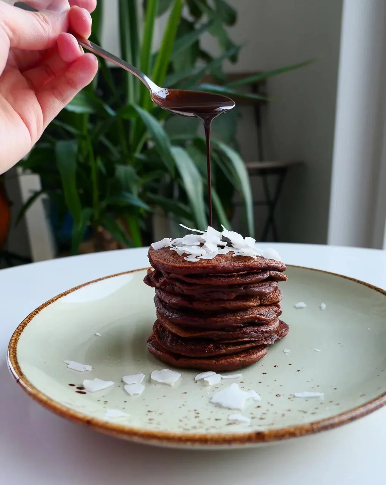 Pancakes healthy chocolat, banane et lait de coco