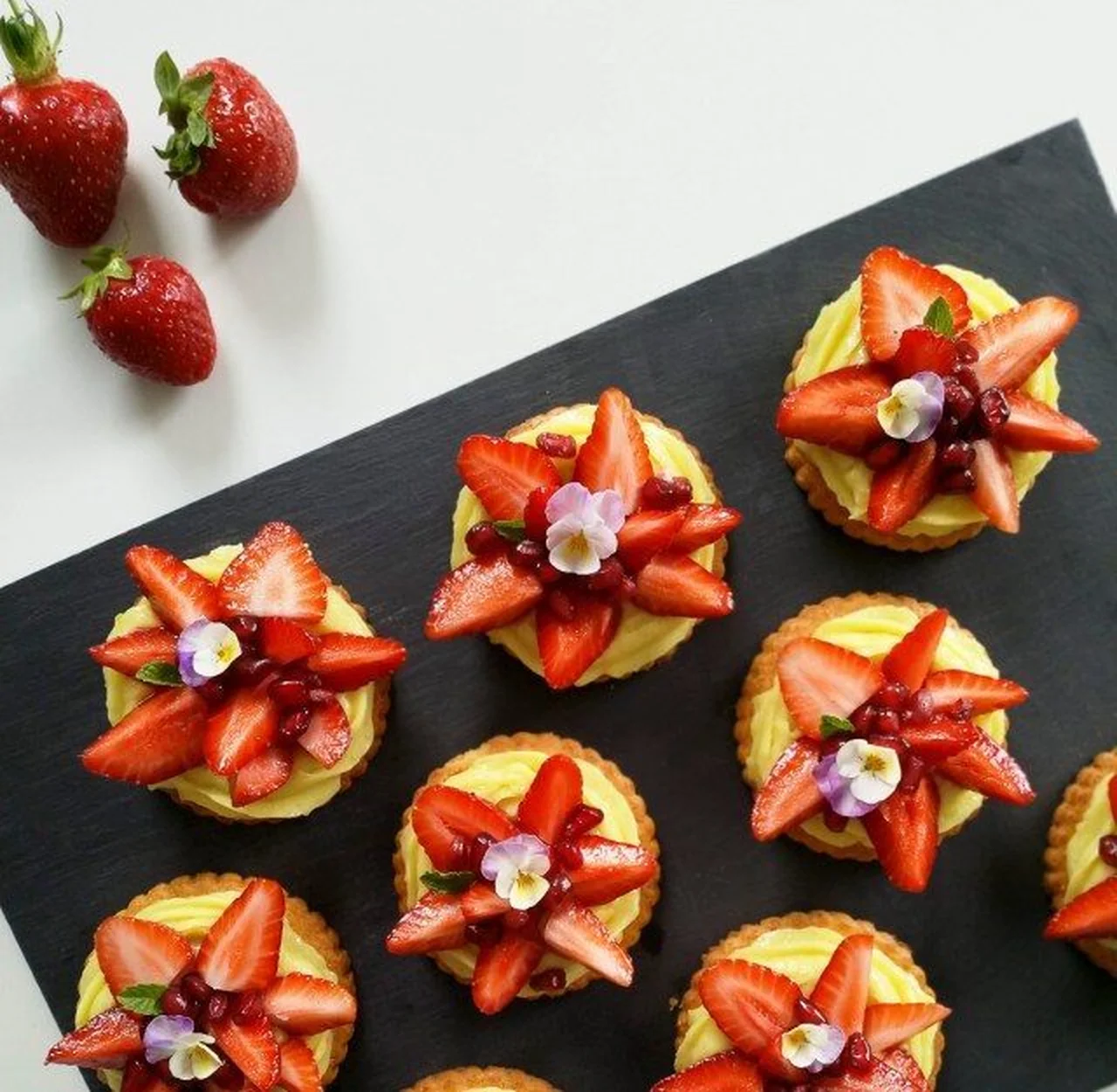Petites tartelettes aux fraises sans cuisson
