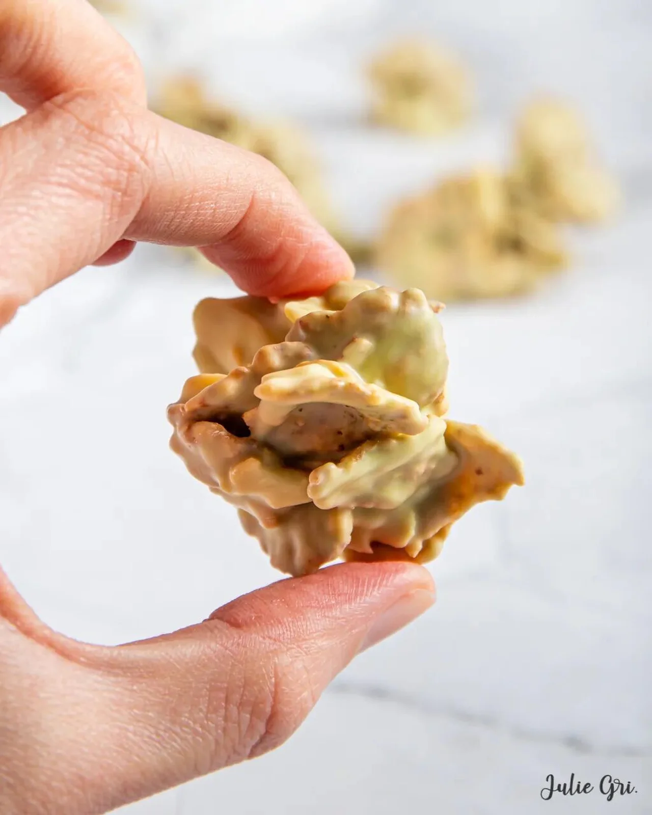 Roses des sables aux amandes et thé matcha