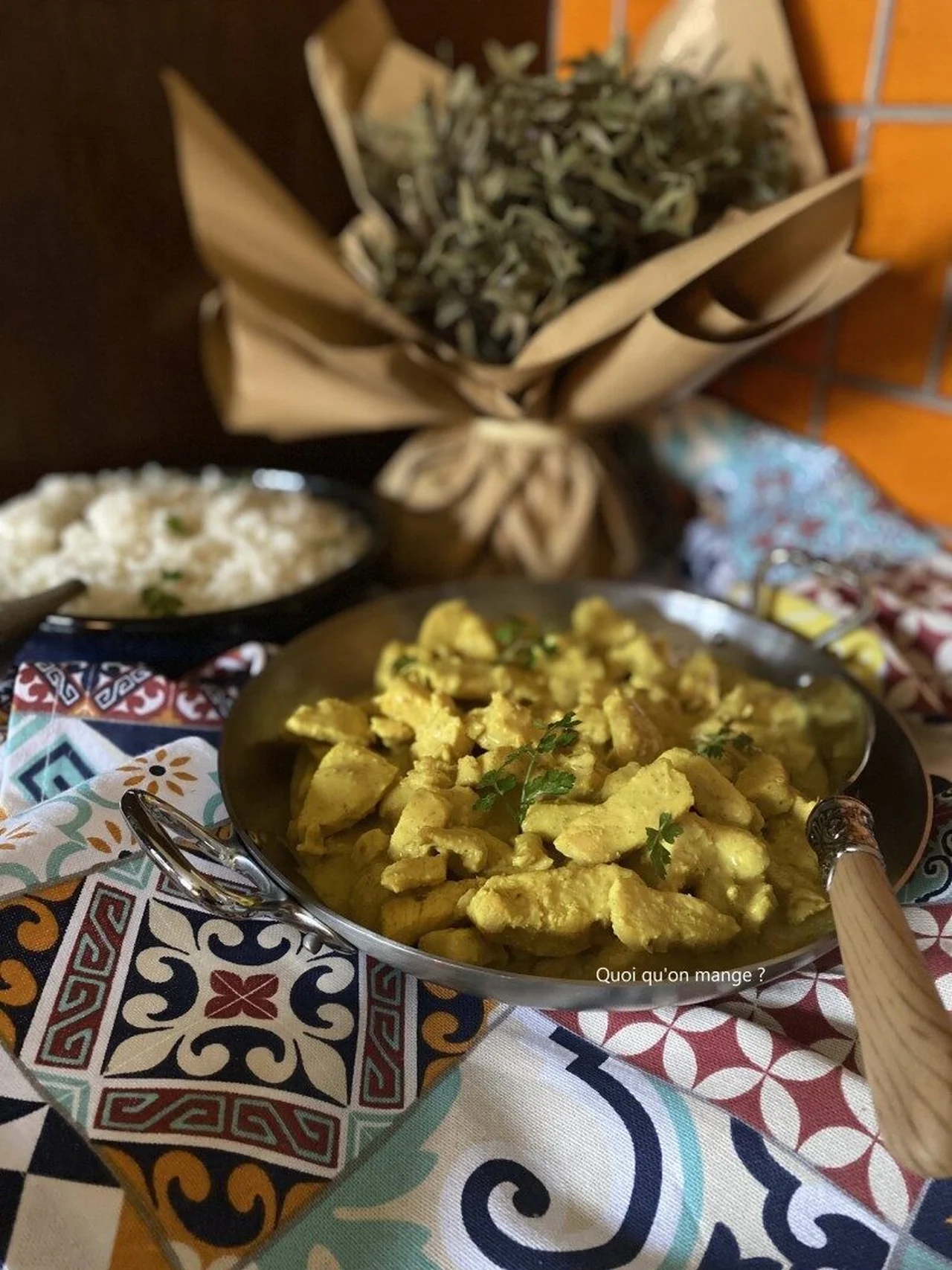 Curry jaune de poulet au lait de coco