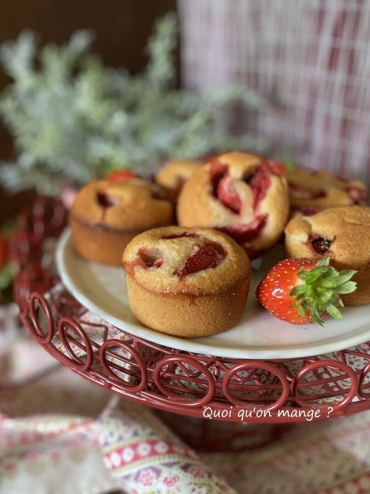 Financiers aux fraises fraîches