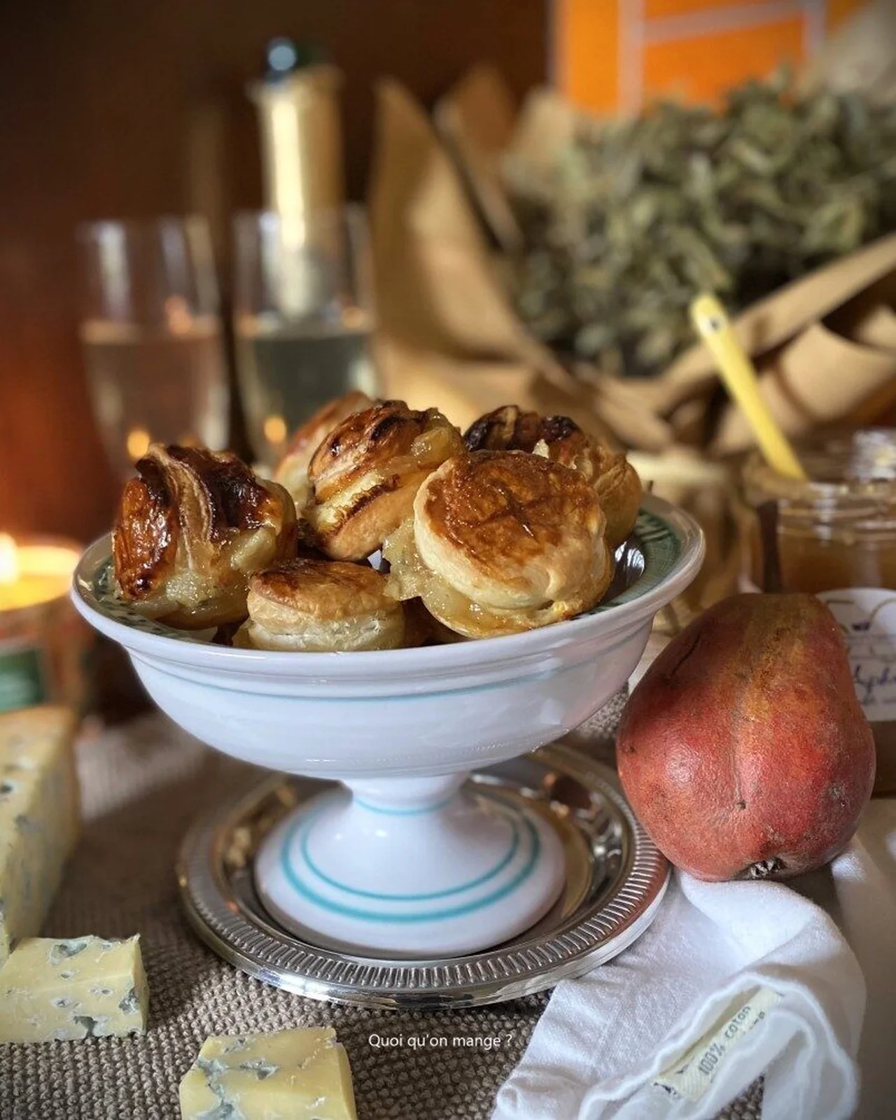 Mini tourtes à la Fourme de Montbrison et poire