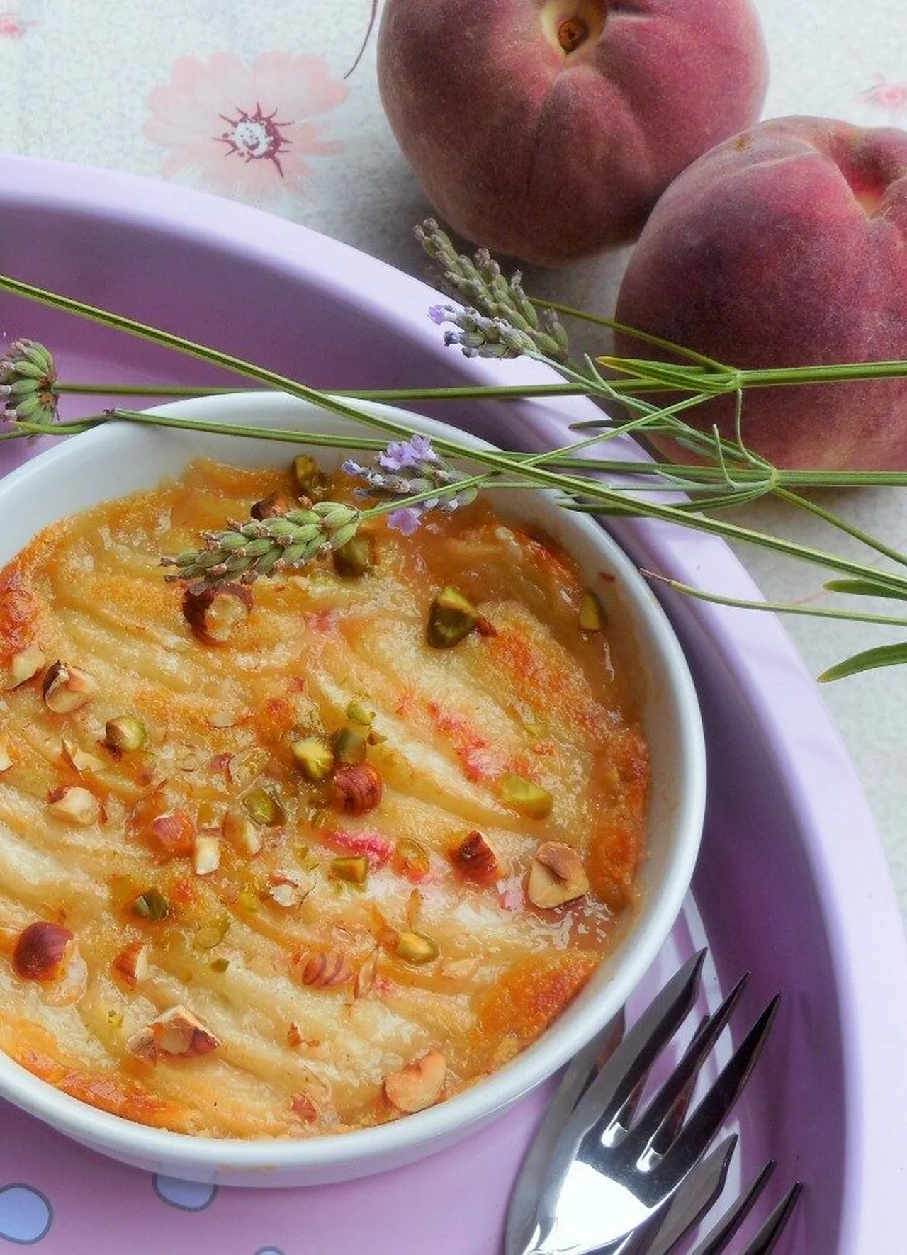 Pêches gratinées, saveur lavande