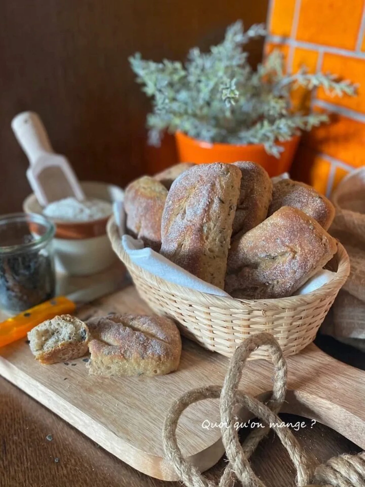 Petits pains de Khorasan au wakamé