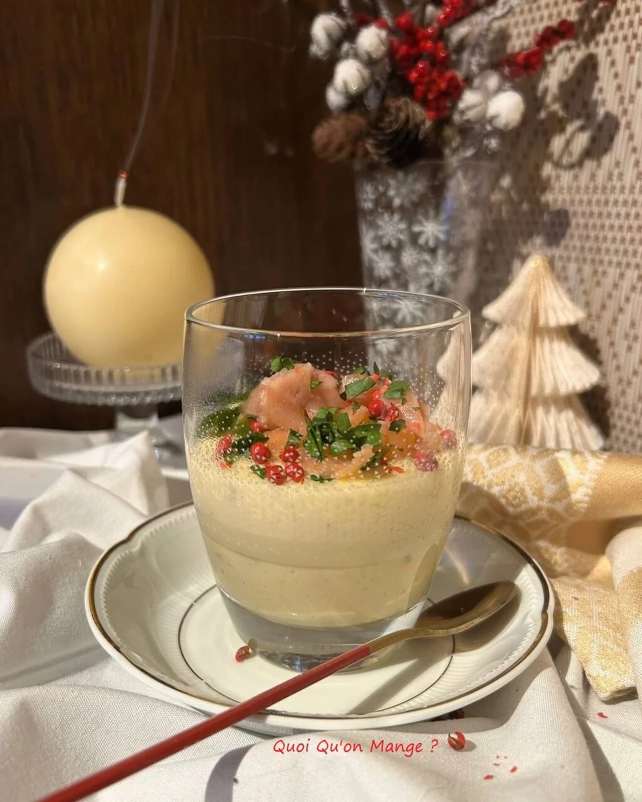 Velouté de pommes de terre au saumon fumé