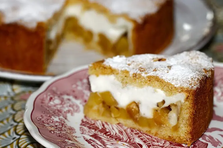 Gâteau-tarte soufflé aux pommes