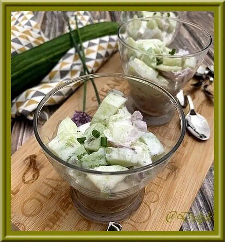 Verrines de rillettes de thon et concombre au skyr