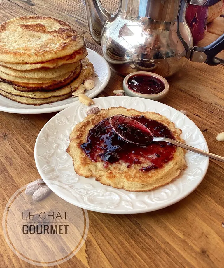 Pancakes au beurre de cacahuètes et noix de coco