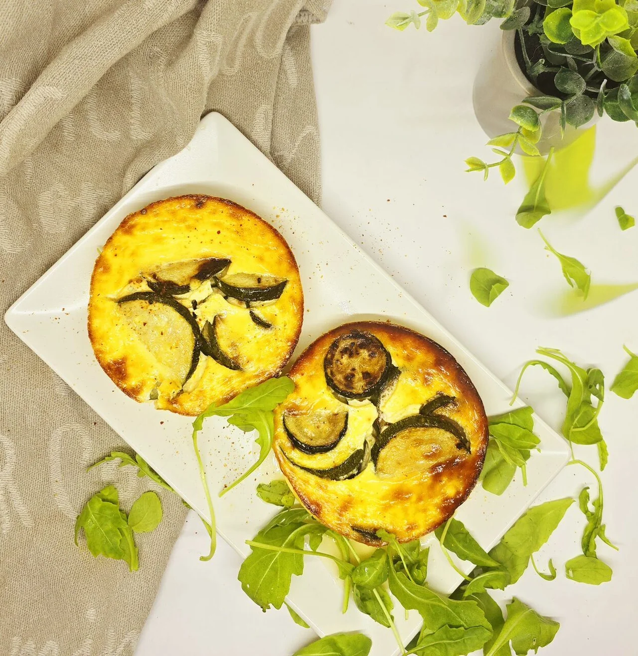 Clafoutis courgettes, roquette et chèvre