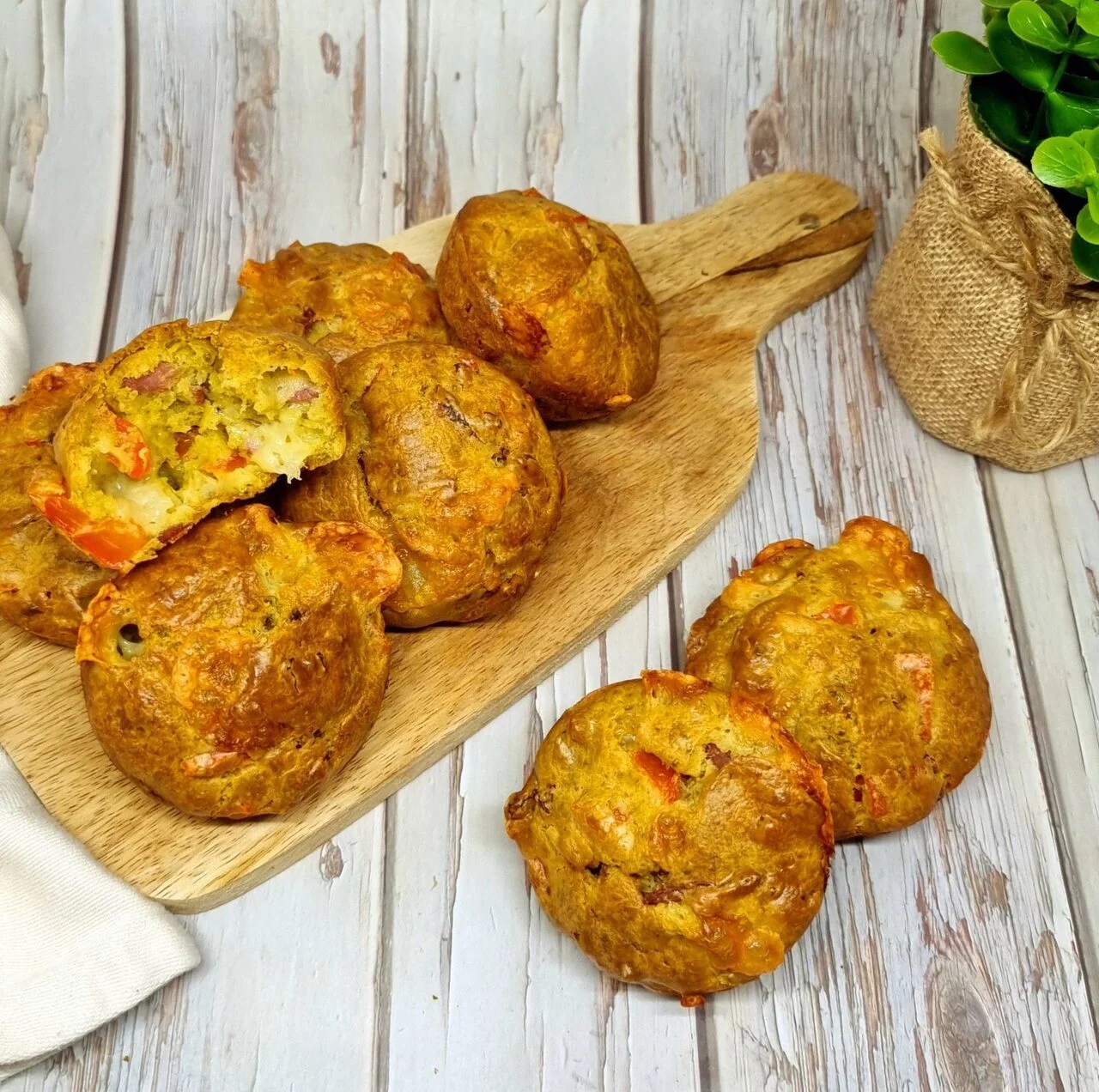 Muffins salés bacon, poivron et mozzarella